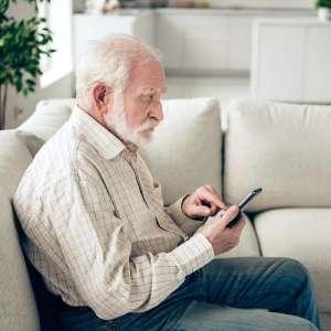 persona mayor necesita ayuda